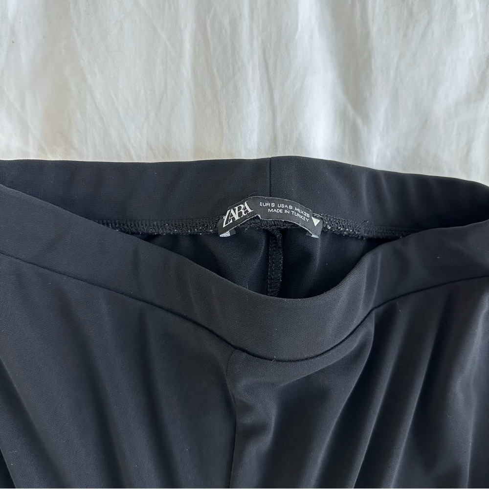 Zara pants - Picture 2 of 2